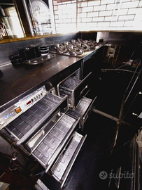 Storico BAR pronto, arredato, bancone nuovo e pre