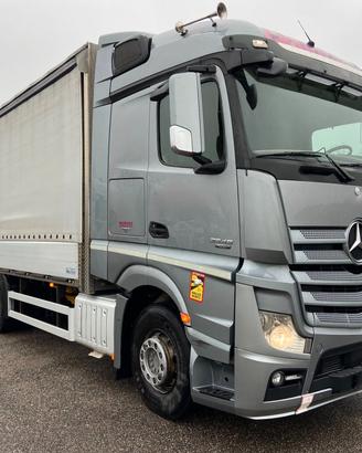Mercedes-Benz Actros 2545