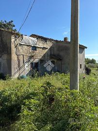 CASA INDIPENDENTE A VICOLI