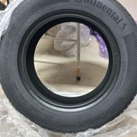Pneumatici invernali Continental 215/65 R16 NUOVI