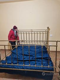 letto antico anni 800