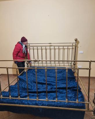 letto antico anni 800