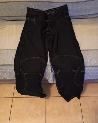 Pantalone moto.