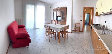 Vicinissimo alla spiaggia, 2 camere e Clima