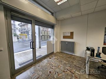NEGOZIO A BRESCIA