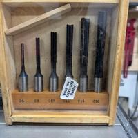 Scatola in legno con punte cavatrice nuove Damato