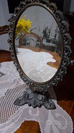 Due specchi antichi in ottone brunito/bronzo mass.