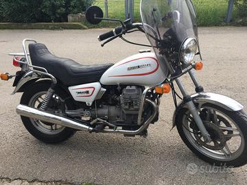 Moto Guzzi custom d’epoca