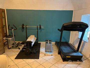 Attrezzi palestra