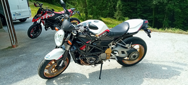 MV Agusta Brutale 1078RR