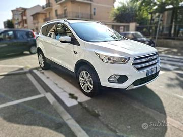 FORD Kuga 1.5 EcoBoost 120 CV S&S 2WD Business