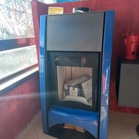 STUFA A LEGNA AUSTROFLAMM