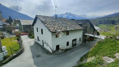 CASA SEMINDIPENDENTE A GIGNOD