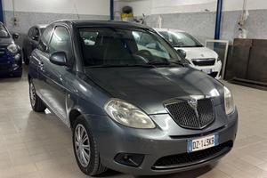 Lancia Ypsilon 1.4 Argento Ecochic GPL