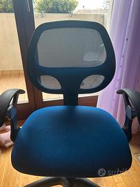 Sedia da scrivania blu