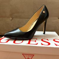 GUESS donna , taglia 38-perfette, usate pochissimo