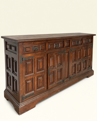 Grande credenza d’epoca in legno massello