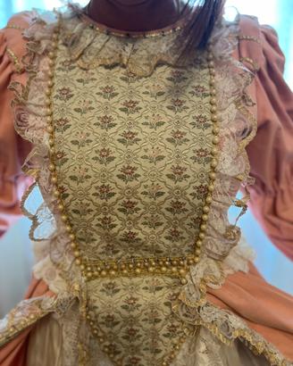 Vestito carnvale dama del 700 veneziana venezia