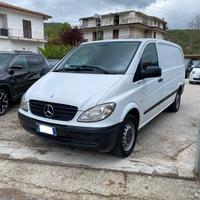 Mercedes vito isotermico anno 2010