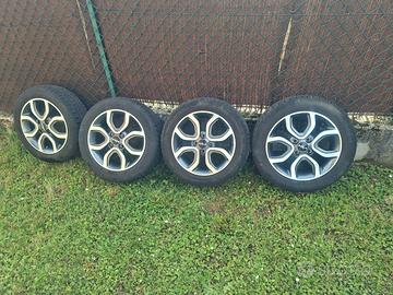 Cerchi in lega e gomme 185/55 R15