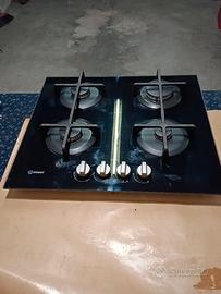 piano cottura in vetroceramica 