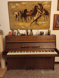 Pianoforte verticale 