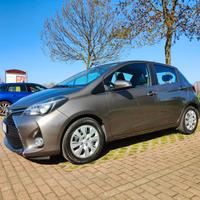 Toyota Yaris Lounge 1000 benzina