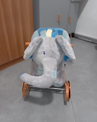 Labebe cavallo dondolo elefante a rotelle