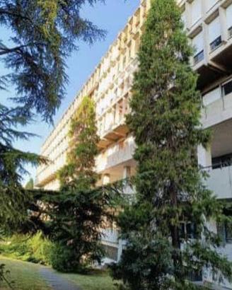 Immobile in asta di 195 m² con 3 locali e box auto