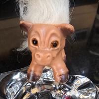 Raro Thomas Dam Tinghs Troll