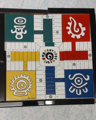 piastrelle dipinte a mano “Parchís”