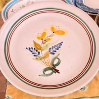 Piatti in ceramica antichi