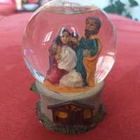 Palla di neve natività vintage