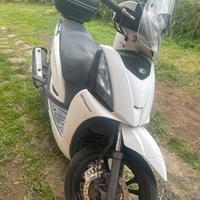Kymco 300