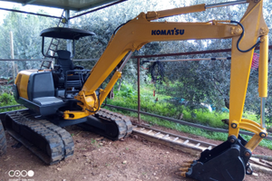 Escavatore komatsu 40 qt