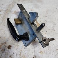 Serratura cancello scorrevole