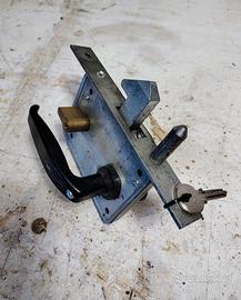 Serratura cancello scorrevole