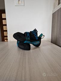 Scarpa Boostic arrampicata taglia 42