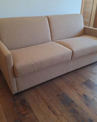 Divano letto nuovo