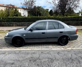 HYUNDAI Accent 2ª serie - 2004 - Berlina