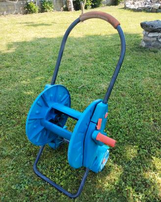 Carrello avvolgitubo gomma