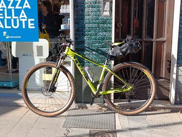 MTB da 29 CUBE attention sl