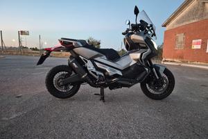 HONDA X-ADV 750 2020 – PARI AL NUOVO 🔥
