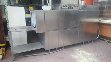 Lavastoviglie a traino usata