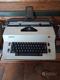 Macchina da scrivere Olympia Electric 45