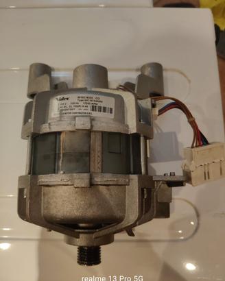 motore lavatrice ariston Hotpoint 73d aqualitis 