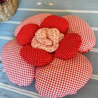 Cuscino a fiore rossy