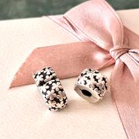 Coppia di clip pandora con fiori