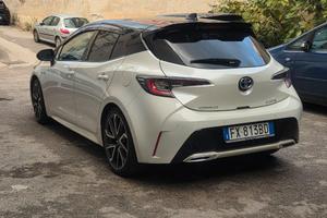Toyota Corolla 2.0 Hybrid