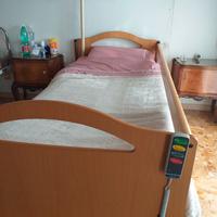 Letti ed attrezzatura per riabilitazione sanitaria